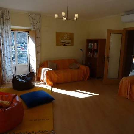 Apartment Alfama 28 Tram