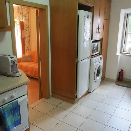 Alfama 28 Tram Apartment